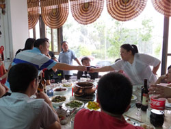 新動(dòng)力&nbsp;助夢(mèng)想&nbsp;同努力&nbsp;創(chuàng)輝煌—科海電子2014澄江悅椿春游行